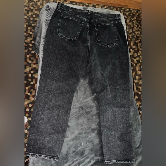 Abercrombie & Fitch Curve Love High Rise Skinny Jean in Black Size 16 (33) - Picture 9 of 13